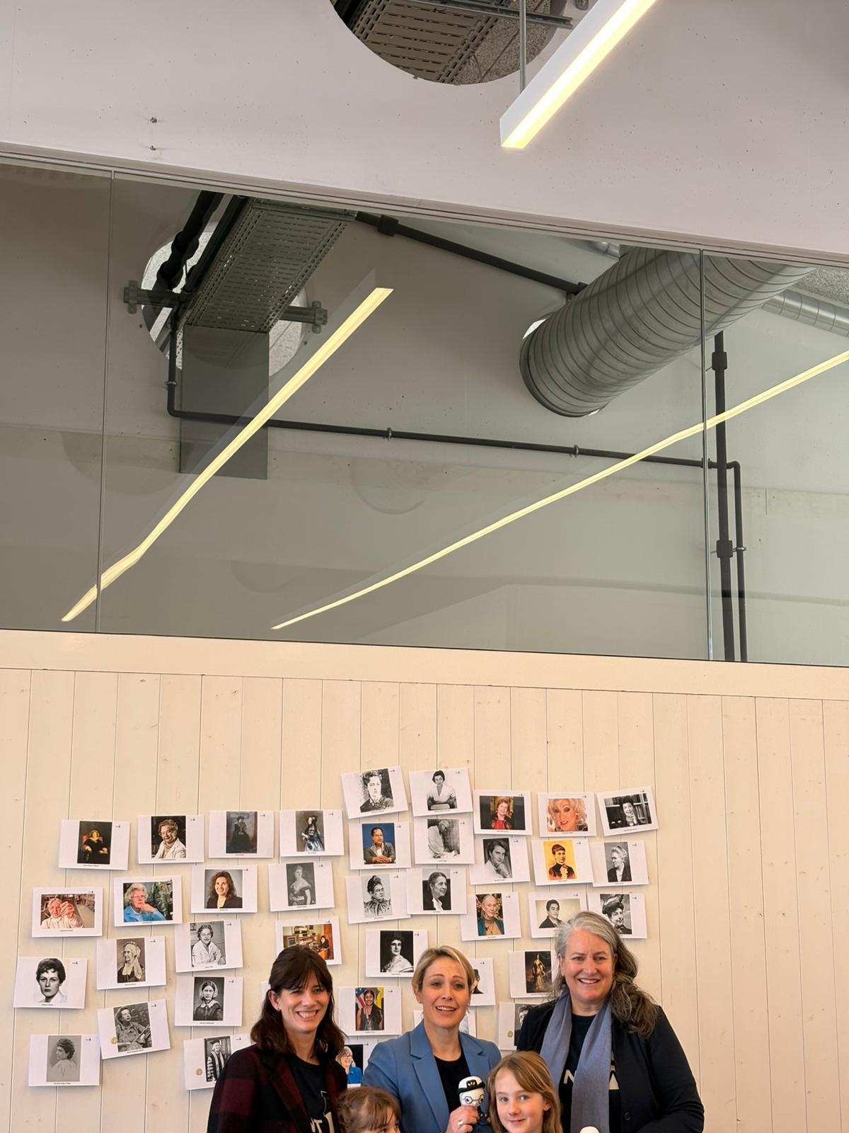 MINT-Pop-up Wissenswelt mit Gästen