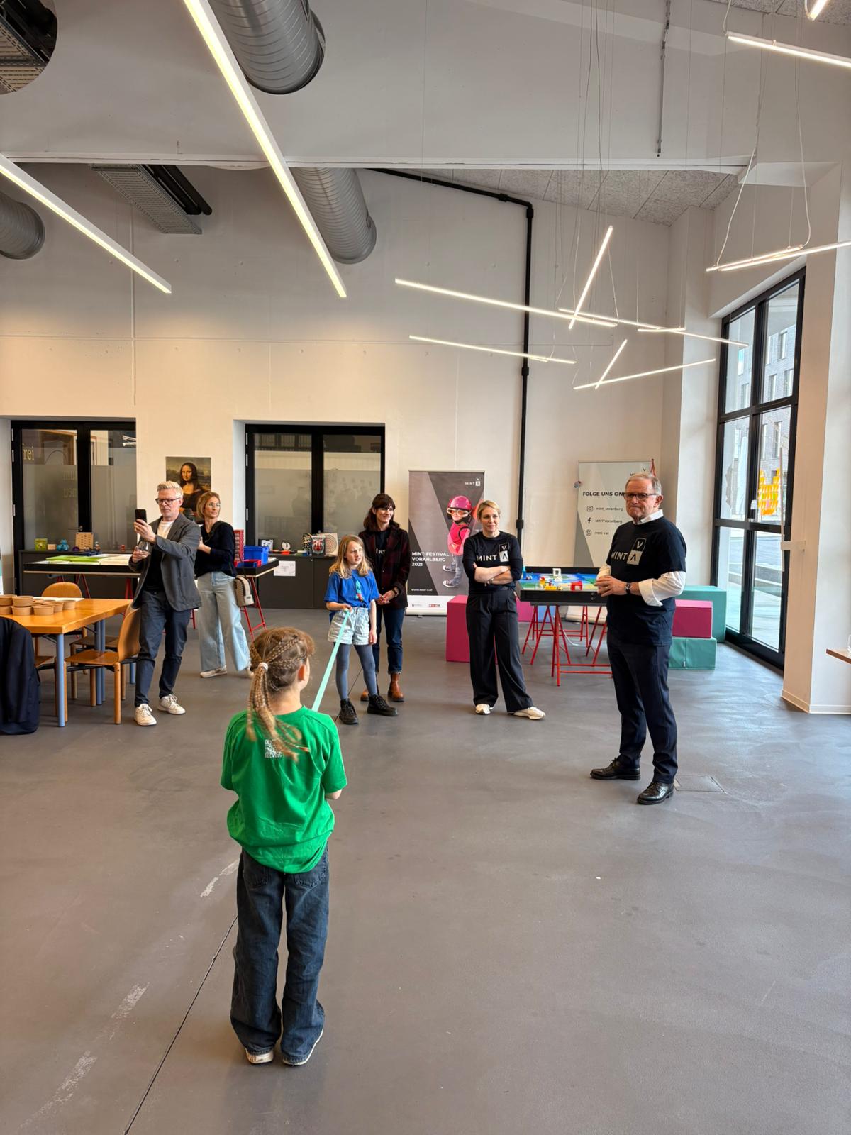 Eröffnung der MINT-Pop-up Wissenswelt